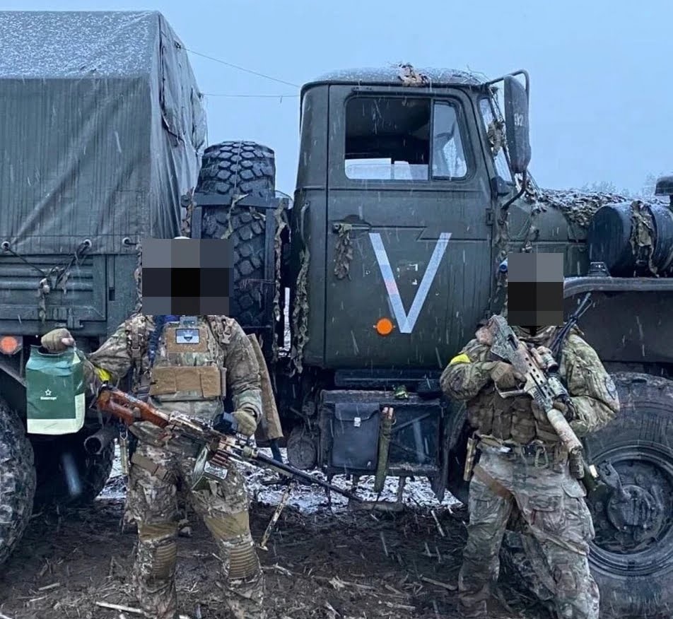 Russian-Vehicle-with-V-marking.jpeg