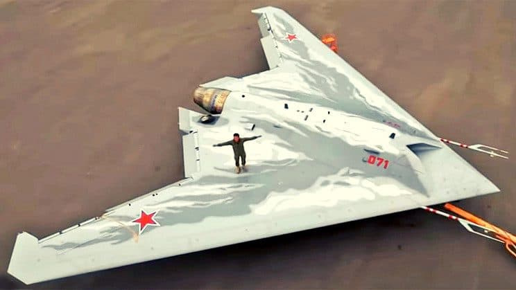 Sukhoi-S-70-Okhotnik-B-1.jpg